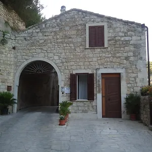 *** Bed & Breakfast Pineta Monserrato Italia